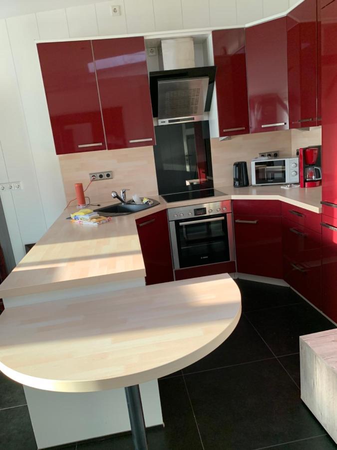 Nordsee Und City Fusslaufig - Luxeriose Fewo Mit Grossem Balkon Wilhelmshaven Bagian luar foto