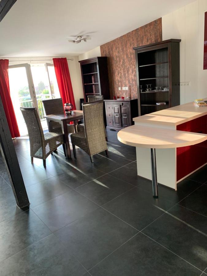 Nordsee Und City Fusslaufig - Luxeriose Fewo Mit Grossem Balkon Wilhelmshaven Bagian luar foto